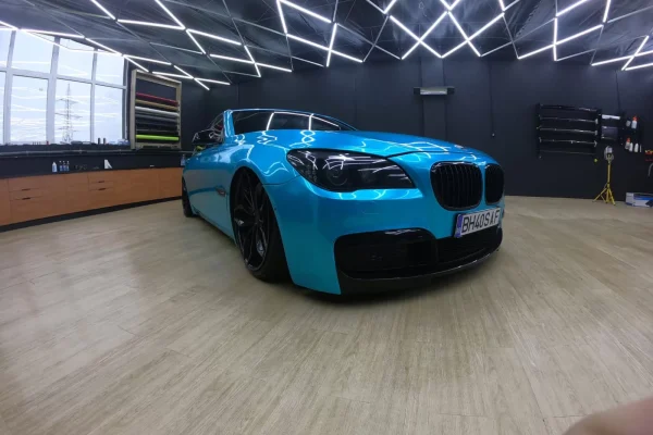 BMW SERIA 7  (2010)